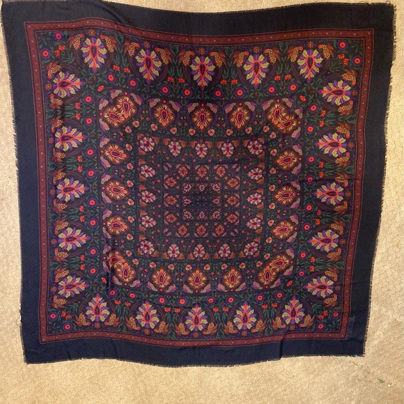 NWOT Strawbridge Clothier - Italian navy/wine/red/purple/tan long wrap/scarf - Picture 3 of 5